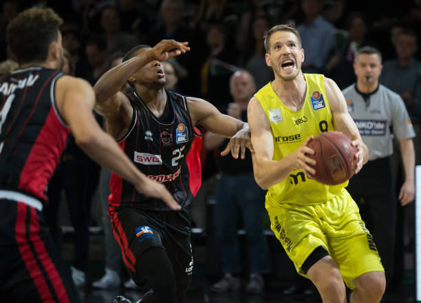 系中不可或 系中不可或