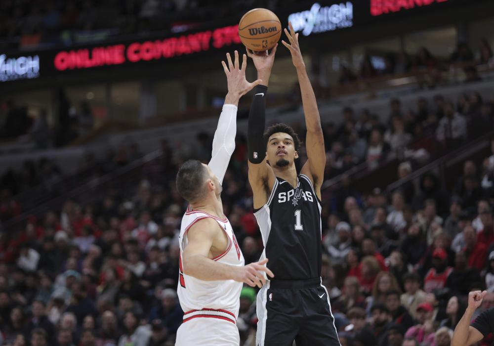 派出年轻球 派出年轻球